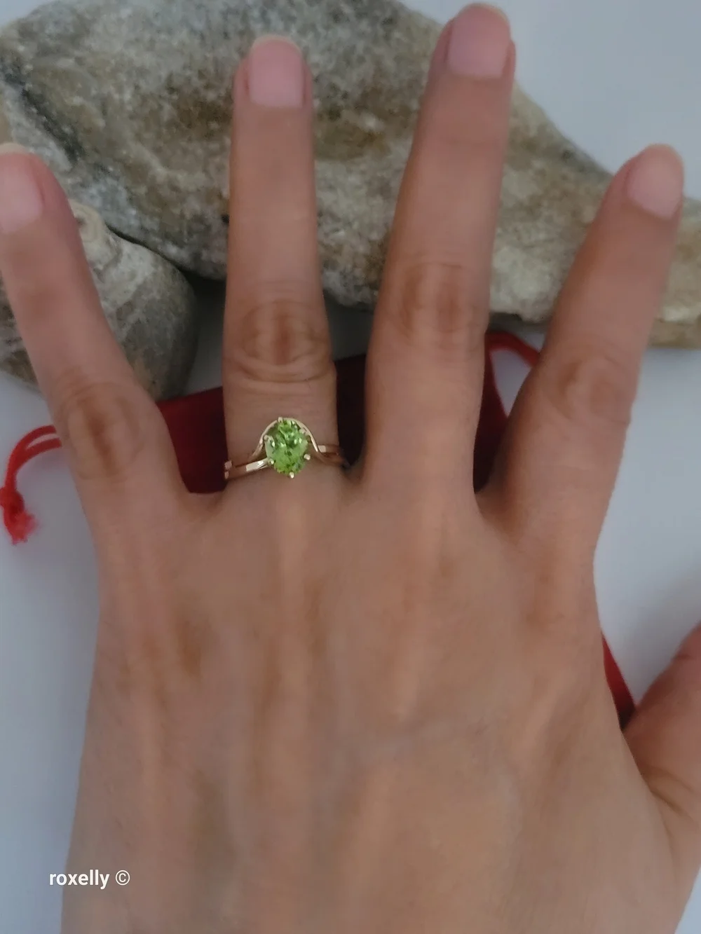 14K Yellow Gold Peridot Cocktail Ring Size 6 - Solid Gold! 👌🎁